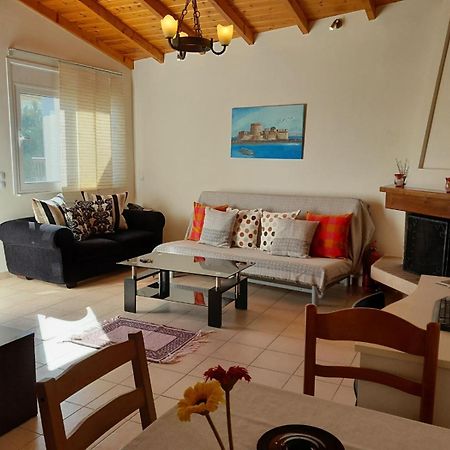 Omorfi Poli 120 Sqm Apartment 纳夫普利翁 外观 照片